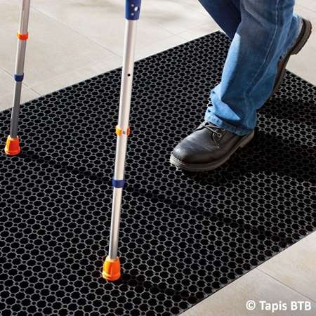 Image de TAPIS CAILLEBOTIS ACCES HANDICAP 91x152cm ep 22mm