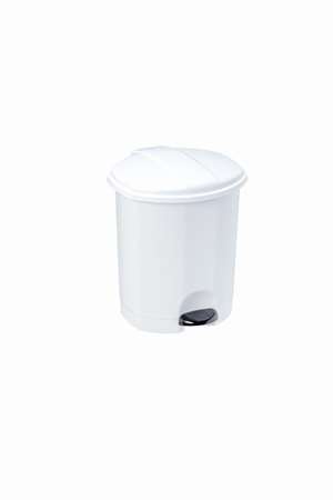 Image de POUBELLE PRIMA PLASTIQUE A PEDALE 5L BLANCHE-192260-909105